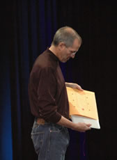 Steve Jobs pulling a MacBook Air out of an envelope